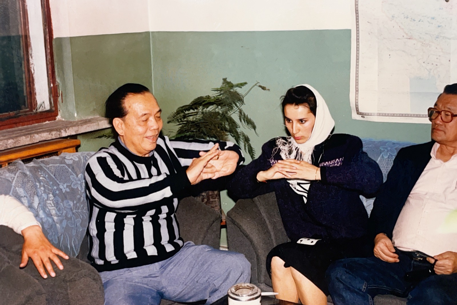 茹仙古丽合影
