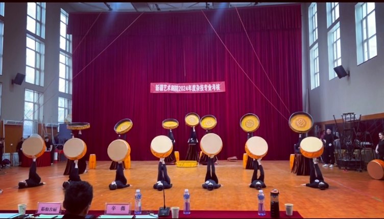 Xinjiang Art Theatre's 2024 Annual Acrobatics Professional Assessment and "Grand Art Lecture Hall" Conclude Successfully, image 3