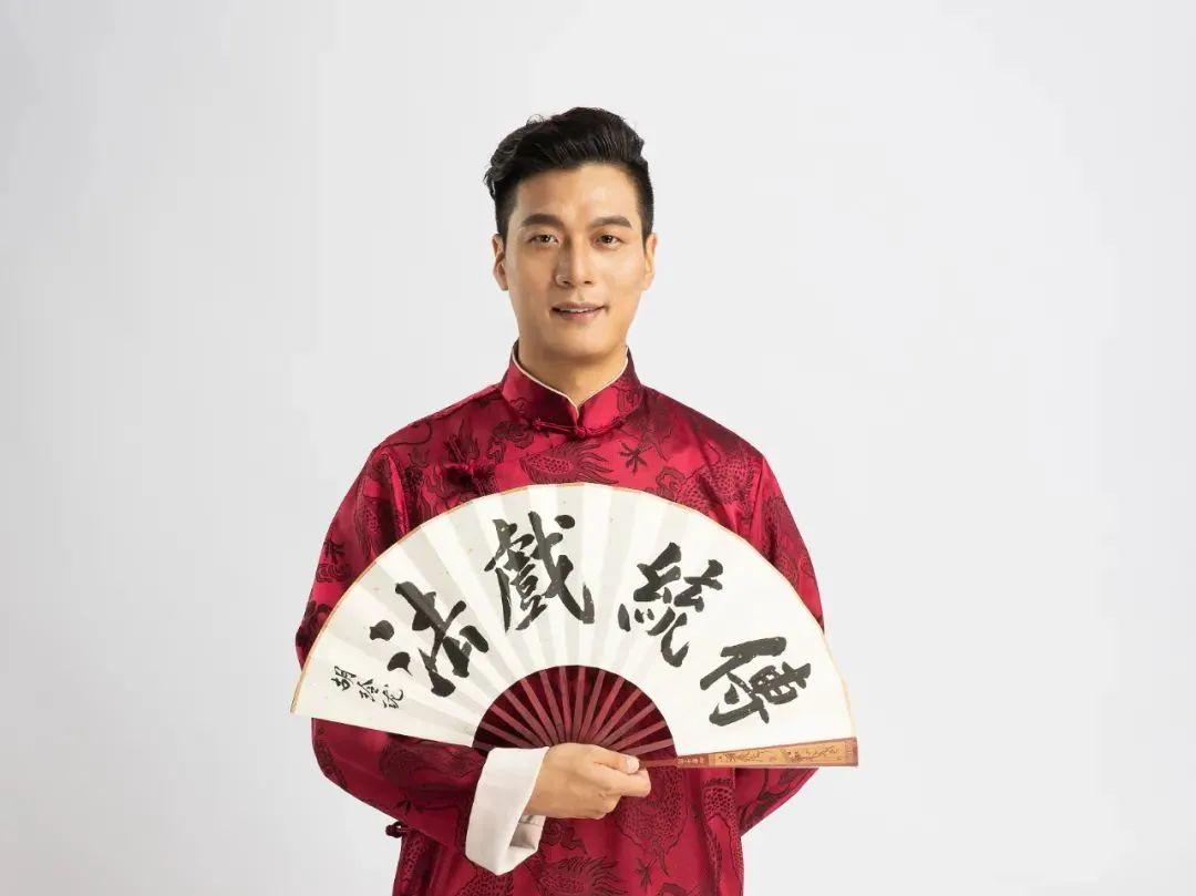 Hu Linglong | Creating classic magic, making extraordinary moments — image 1