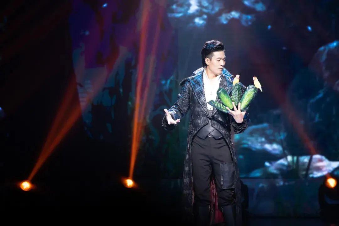 Hu Linglong | Creating classic magic, making extraordinary moments — image 2